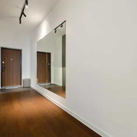 Petrovdom 408-467-471-277-377 In Park Cozy Apartment