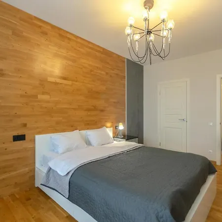 Apartment Petrovdom 408-467-471-277-377 In Park Cozy *