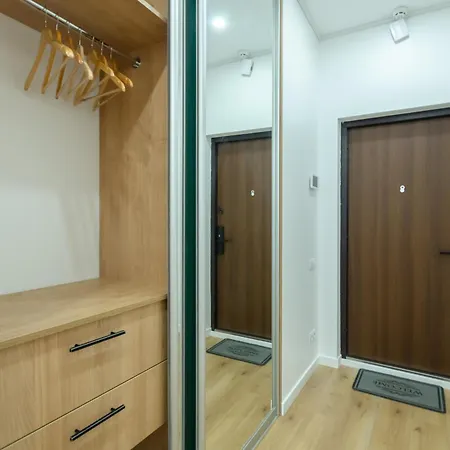 Petrovdom 408-467-471-277-377 In Park Cozy Apartment